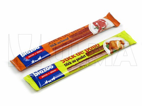 Flowpack makinede evcil hayvan yemeği paketleme