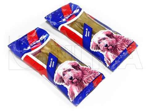 Flowpack makinede hayvan maması paketleme