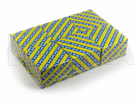 Düşük yoğunluklu polietilen film ile rulman karton kutuların paketlenmesi