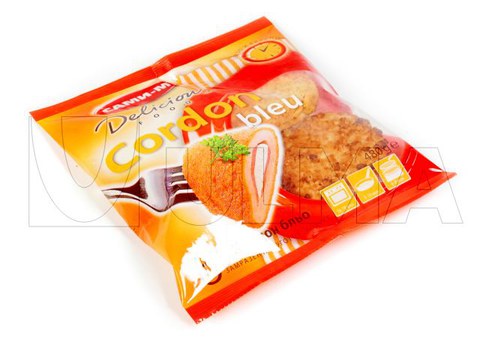 Dikey makinede lamine filmle donuk tavuk fileto ve hamburger köftesi paketleme