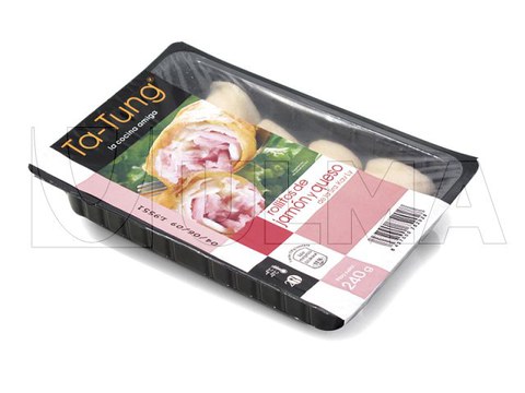 Termoform makinede modifiye atmosferde (MAP) salam ve peynir rulosu paketleme