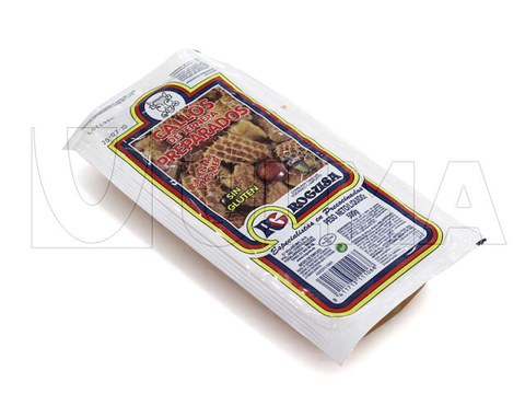 Termoform makinede yumuşak alt filmle vakumlu  pişmiş yemek paketleme