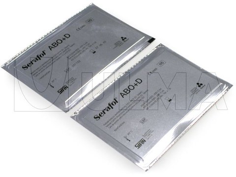 Termoform makinede yumuşak alt filmle vakumlu numune analiz kartı paketleme