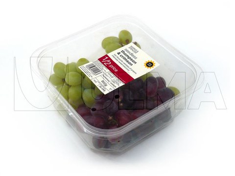 Hazır tabak kapama makinesinde perfore filmle üzüm paketleme