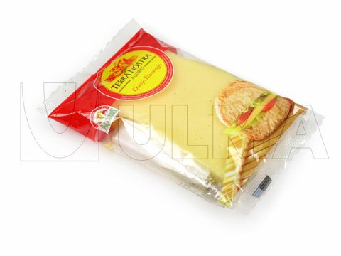 Flowpack makinede modifiye atmosferde (MAP) peynir dilimleri paketleme