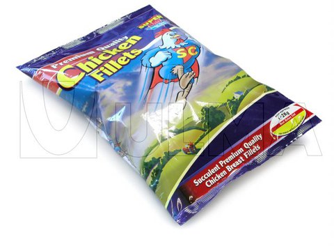 Dikey makinede yastık tipi pakette donuk tavuk butu ve göğsü paketleme