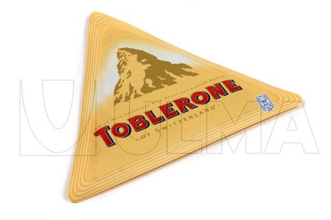 Termoform makinede yumuşak alt filmle çikolata paketleme